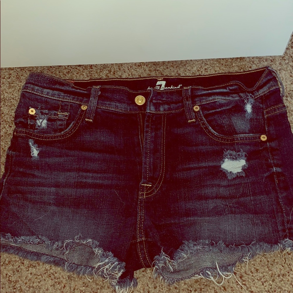 Distressed Cut off jean shorts